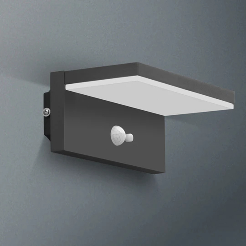 17329 IP54 Dusk To Dawn Solar Outdoor Exterior Wall Light LED Lanterne